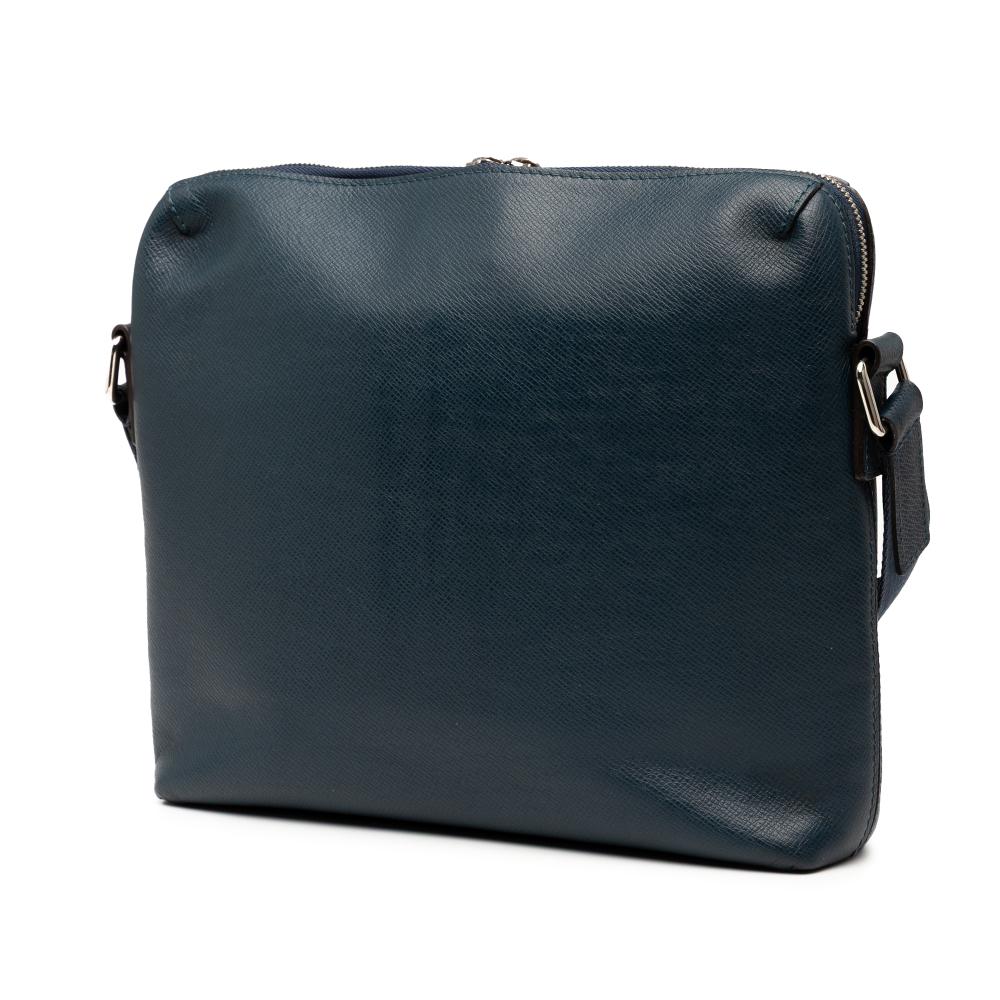 Louis Vuitton B Louis Vuitton Blue Navy Taiga Leather Leather Taiga Grigori PM France