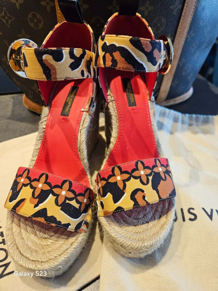 Louis Vuitton Espadrilles