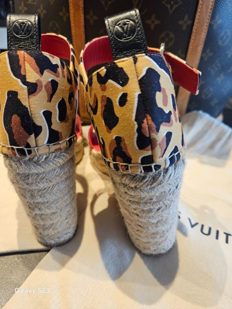 Louis Vuitton Espadrilles