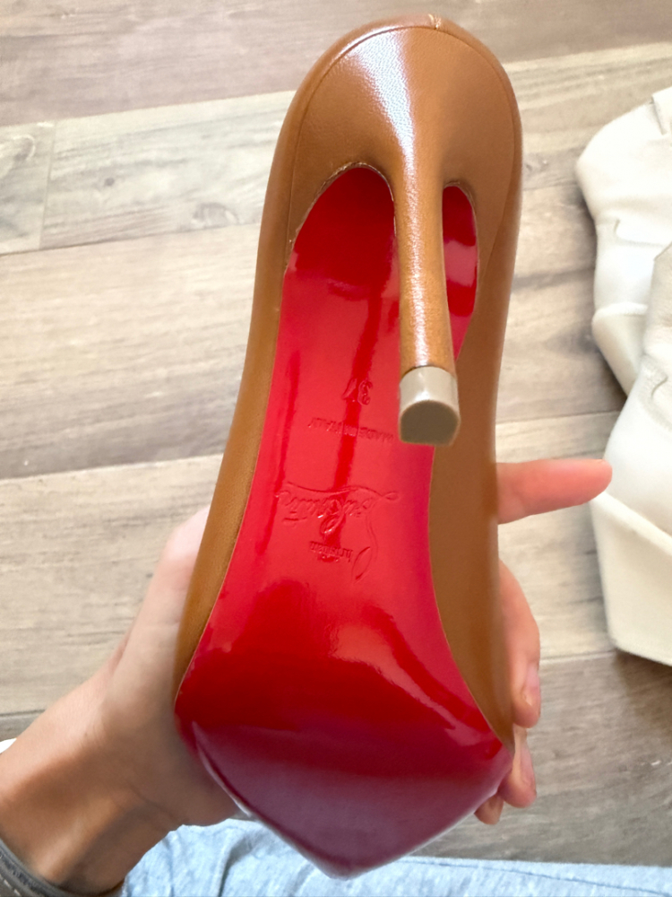 Christian Louboutin Decolette 554 100