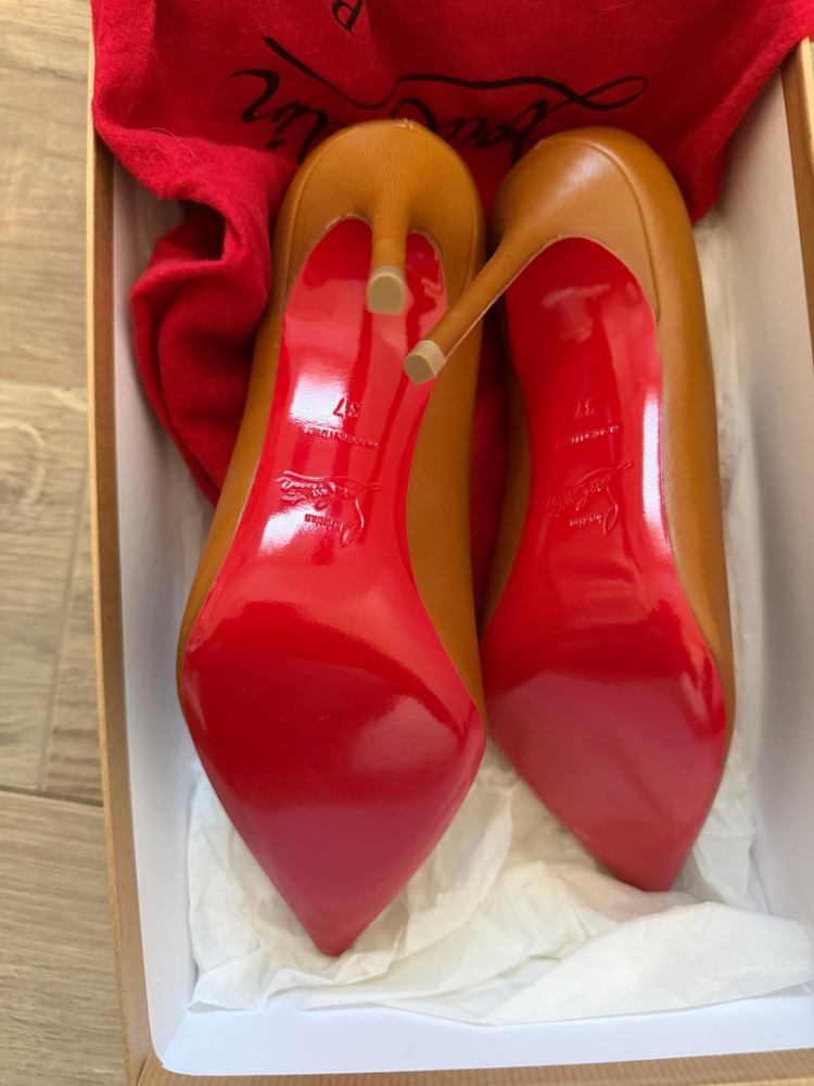Christian Louboutin Decolette 554 100