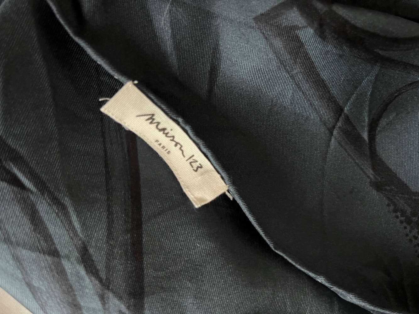 Maison 123 Carré soie