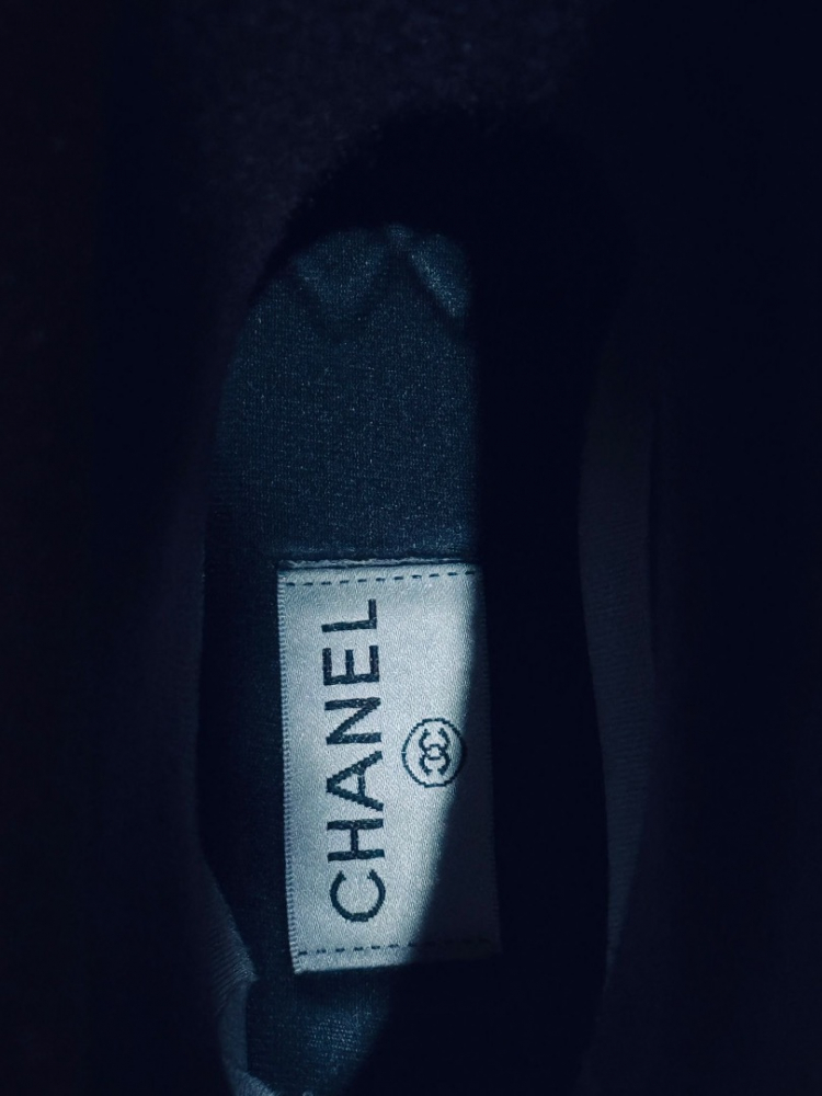 Chanel Black Caoutchouc CC Logo Rubber RainBoots 37