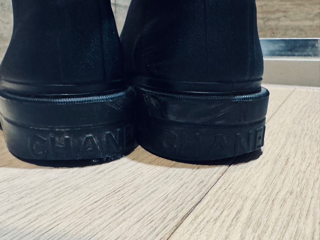 Chanel Black Caoutchouc CC Logo Rubber RainBoots 37