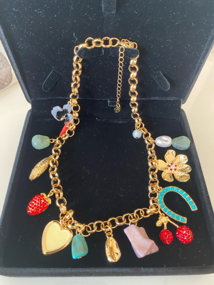 Christian Lacroix collier