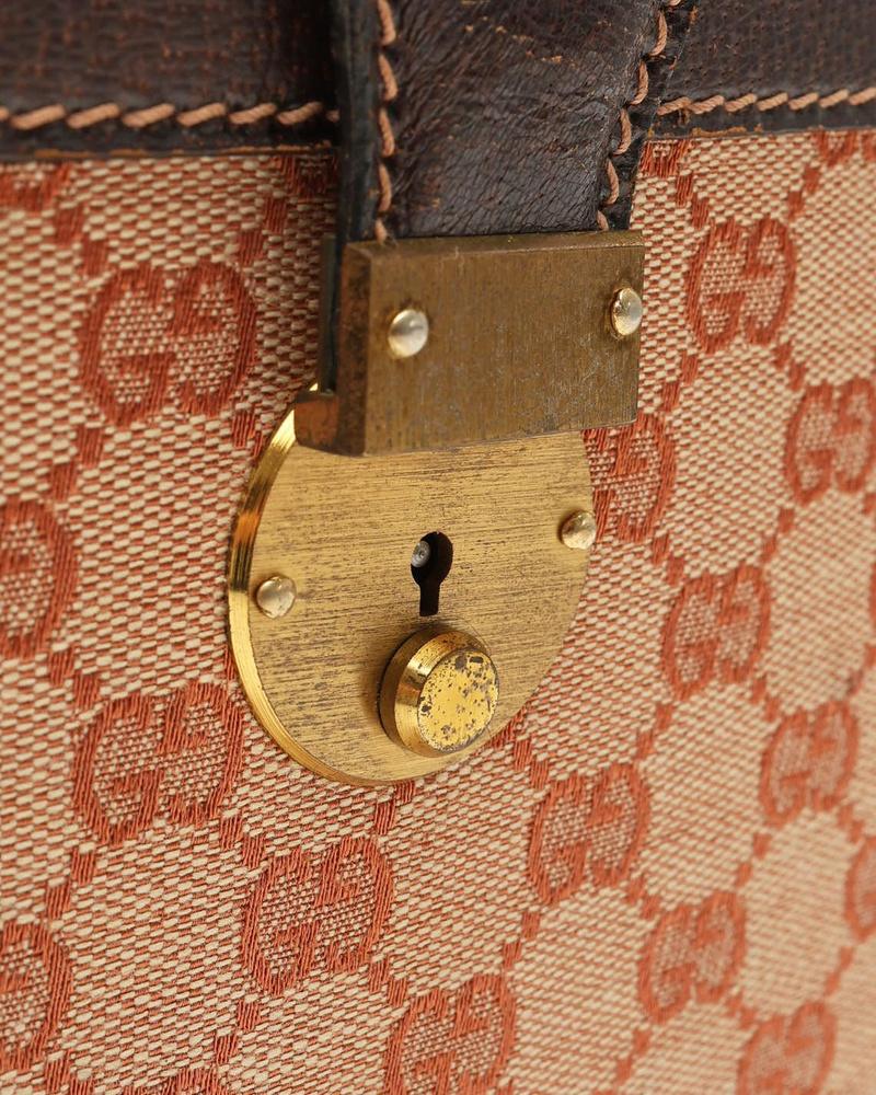Gucci GG Sherry Line Handbag