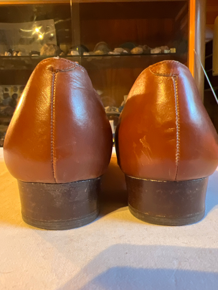 Alberto Gozzi Classique  avec boucles  dorées  devant