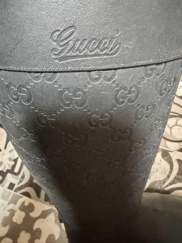 Gucci rain