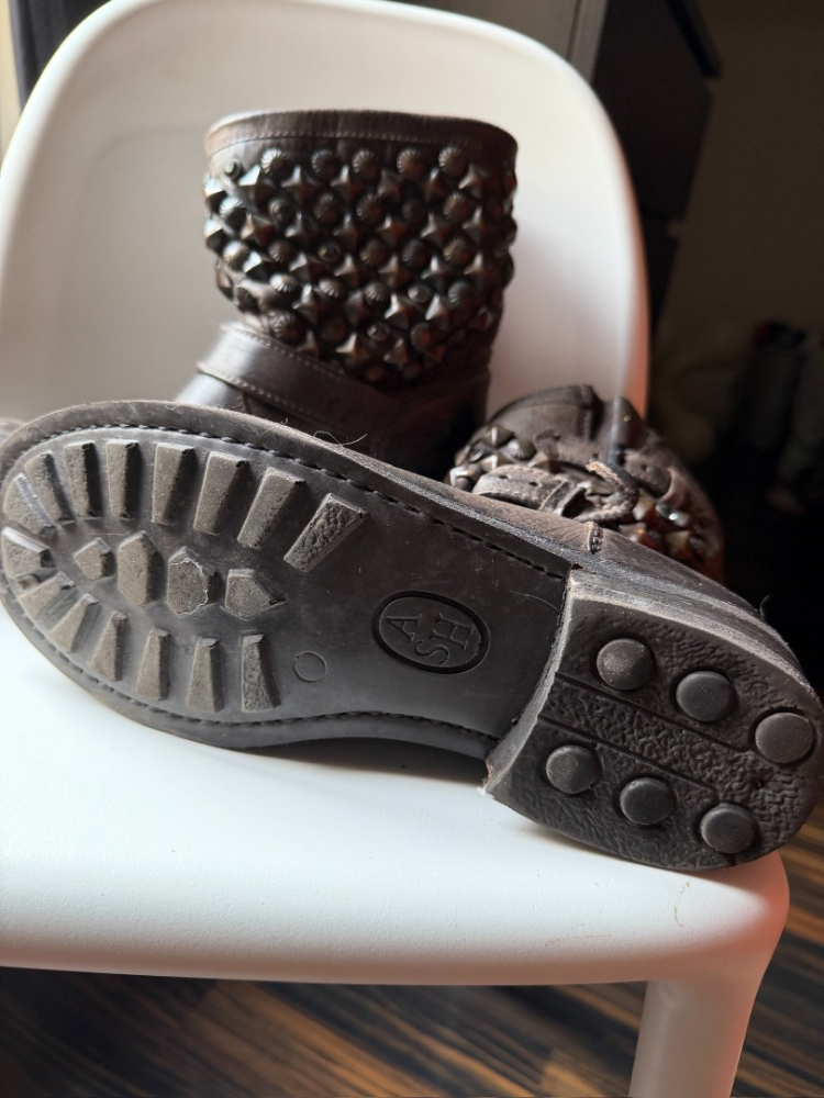Ash mi boots à clous