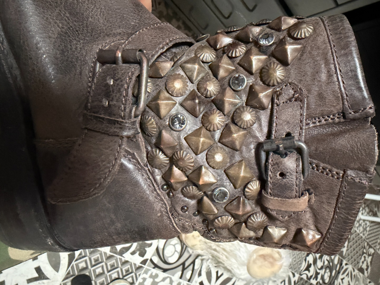 Ash mi boots à clous