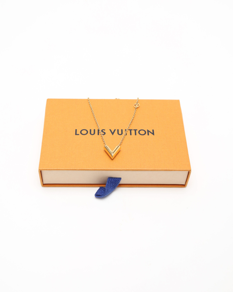Louis Vuitton Essential V Necklace