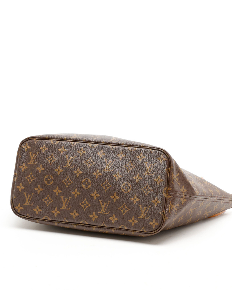 Louis Vuitton Monogram Neverfull MM Tote Bag