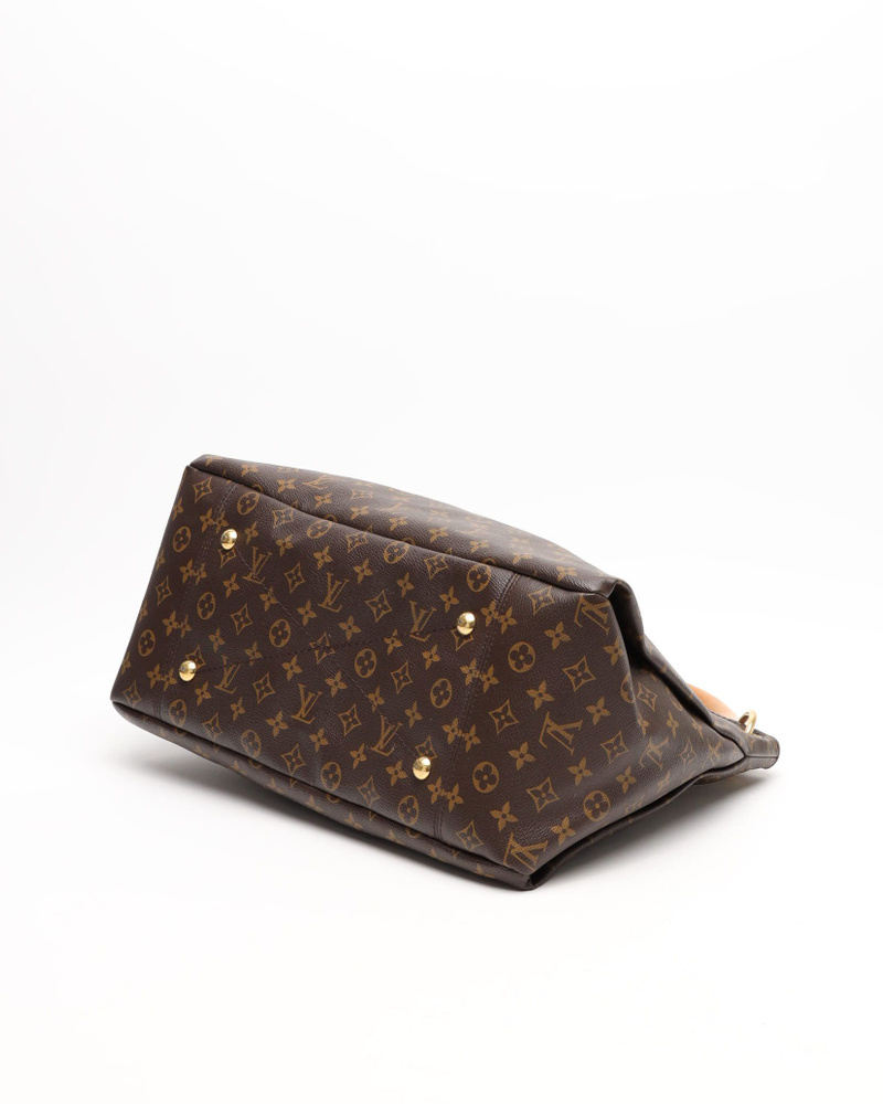 Louis Vuitton Monogram Artsy MM Bag