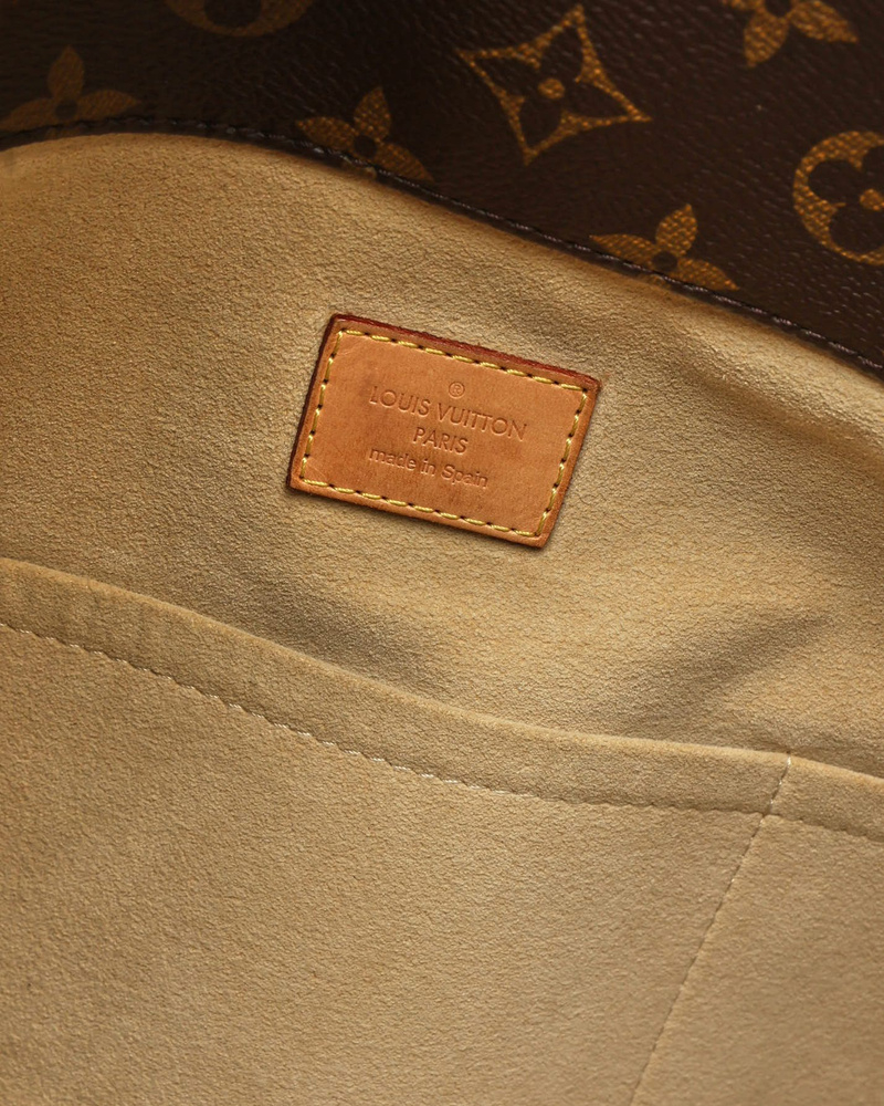 Louis Vuitton Monogram Artsy MM Bag