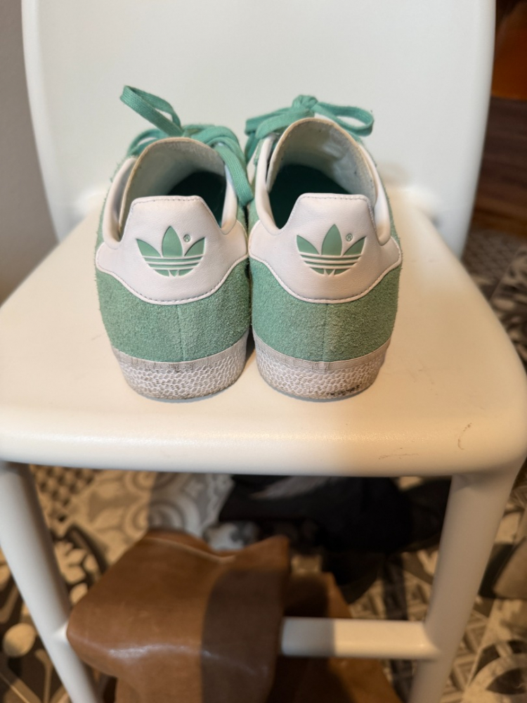 Adidas gazelle