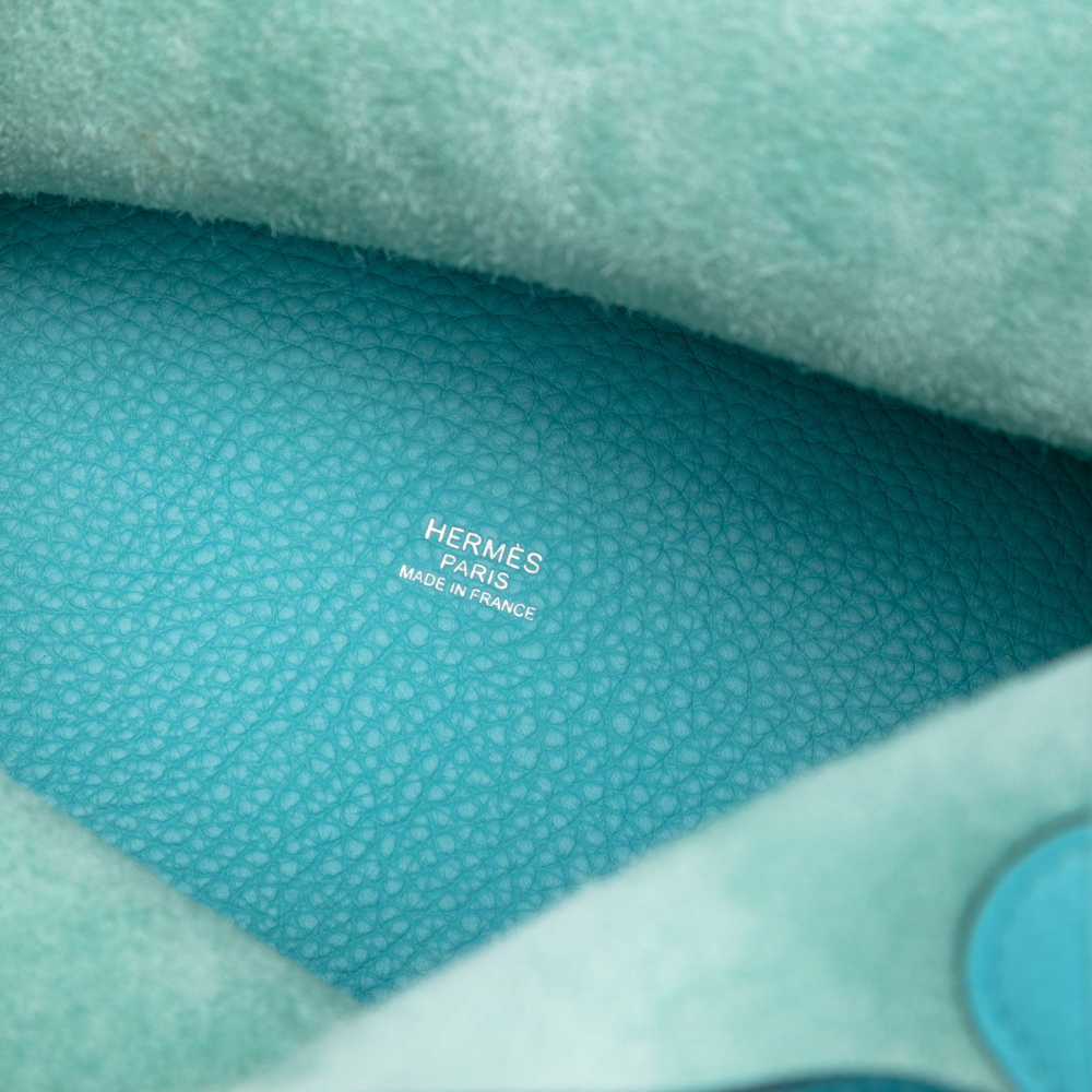 Hermès Picotin 22 Leather Lock Bucket Handbag Blue Atoll