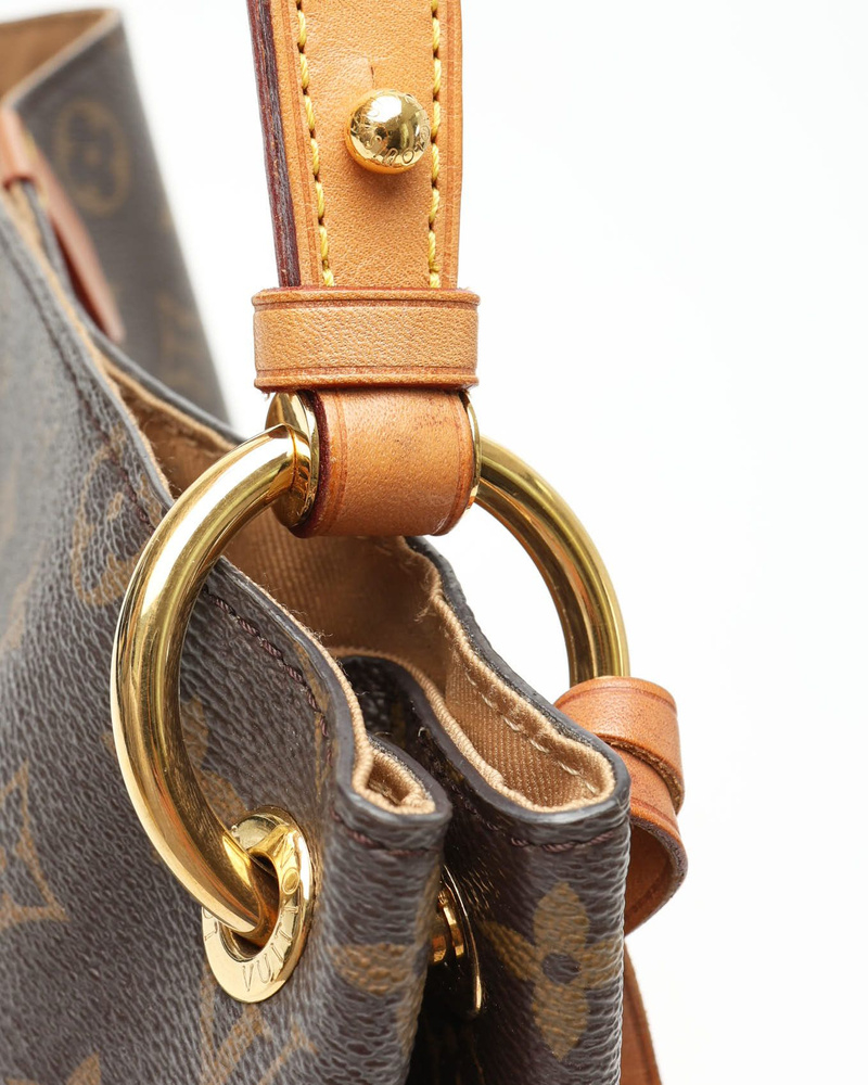 Louis Vuitton Monogram Graceful PM Bag