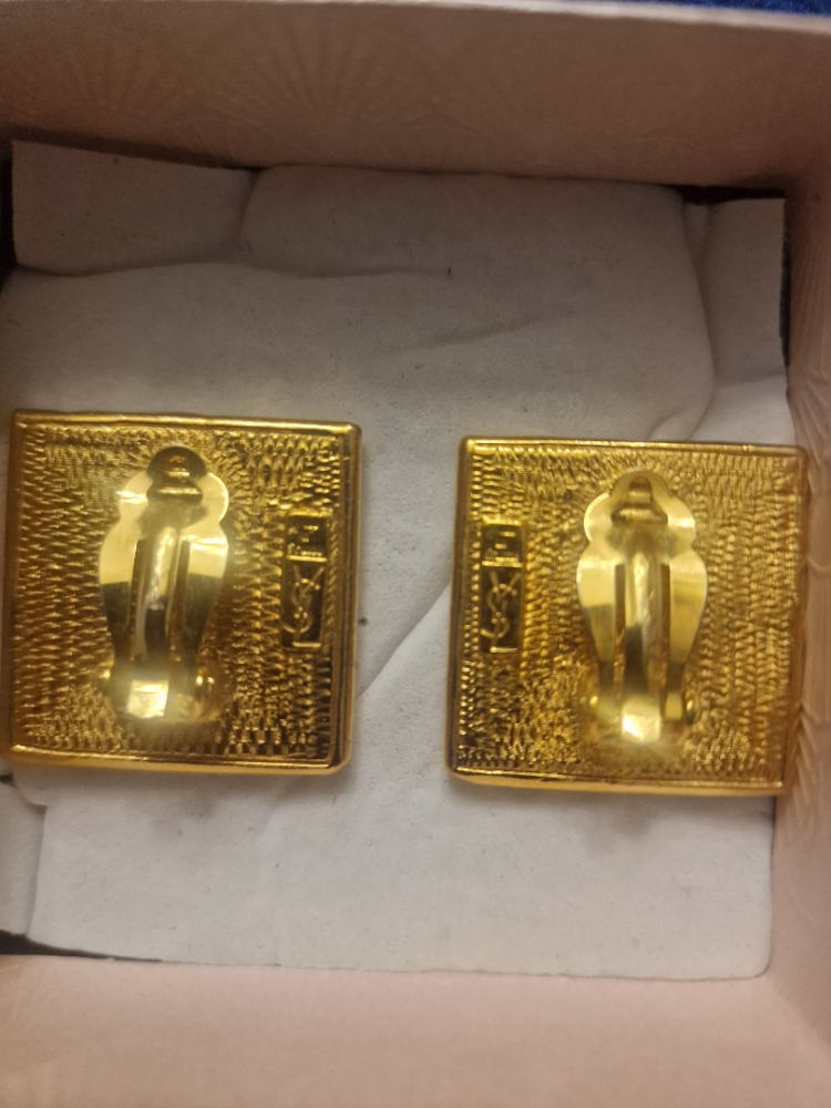 Yves Saint Laurent Golden Squares