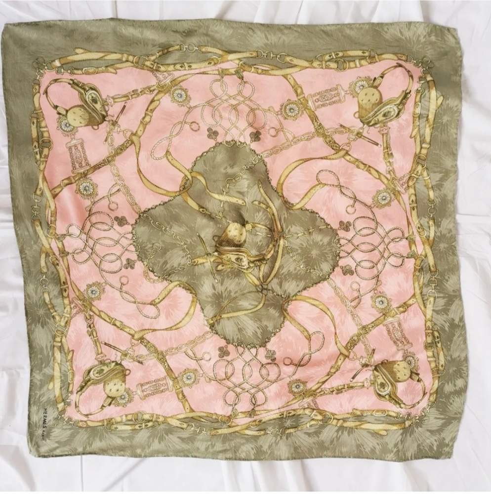 Hermès Foulard en soie