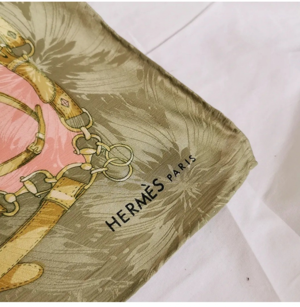 Hermès Foulard en soie
