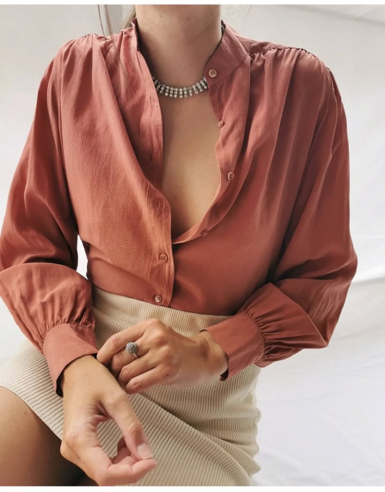 Escada Blouse en soie rose antique brûlée