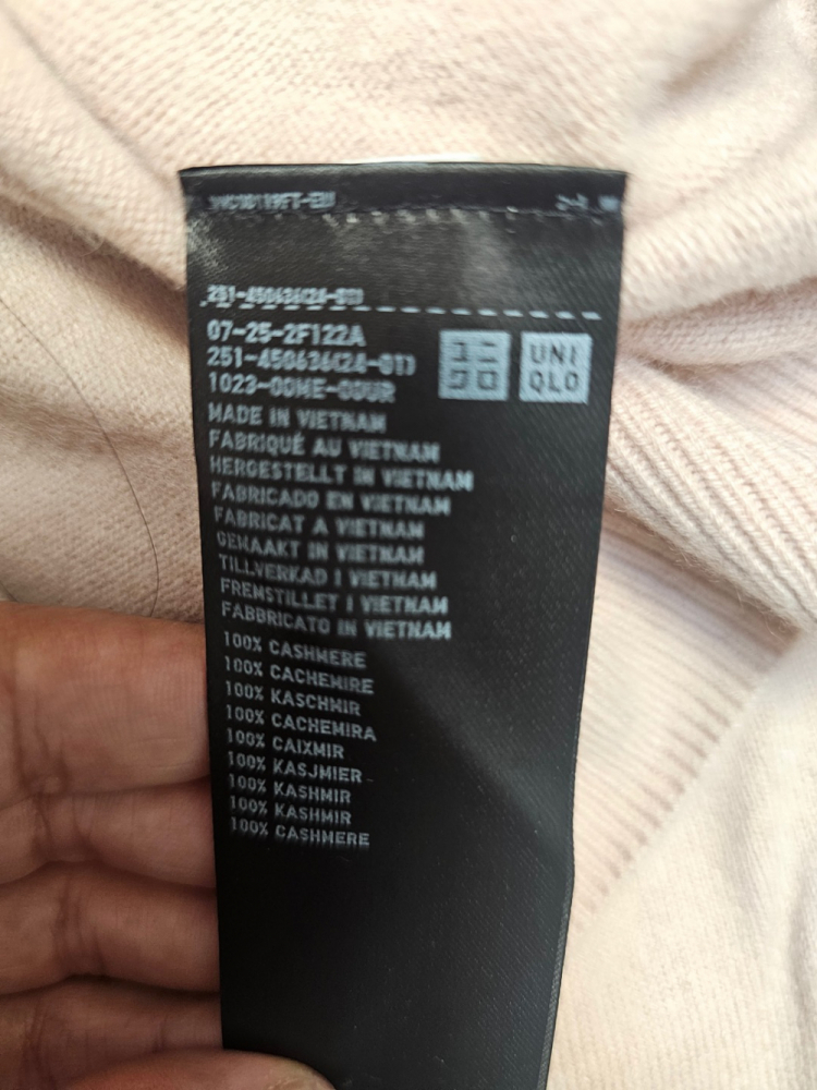 Uniqlo Sweater