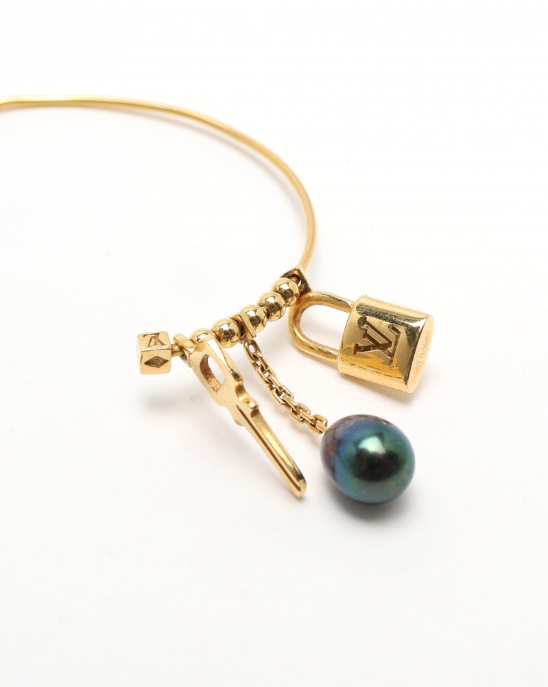 Louis Vuitton Monogram Hoop Earrings in Yellow Gold and Pearls