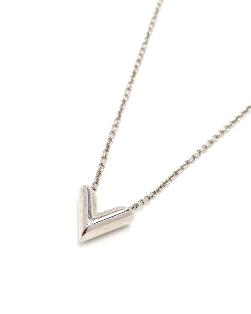 Louis Vuitton Essential V Necklace