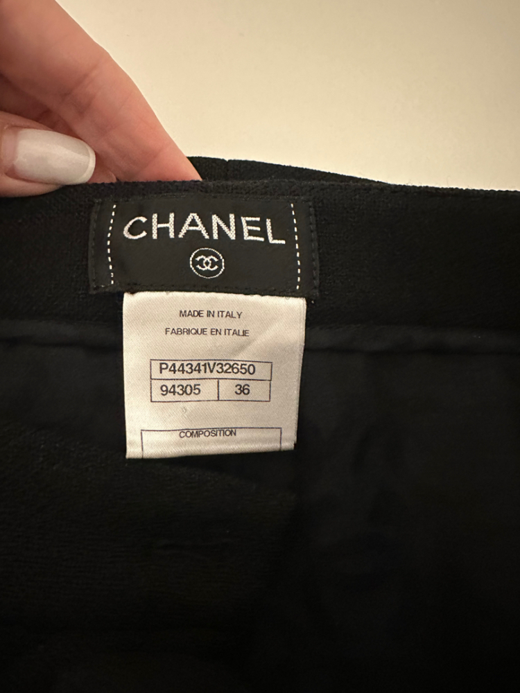 Chanel Black skirt with pockets