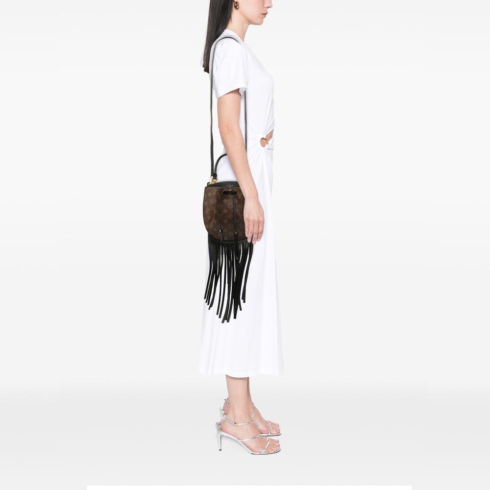 Louis Vuitton B Louis Vuitton Brown Monogram Canvas Fabric Monogram Fringed Noe Italy