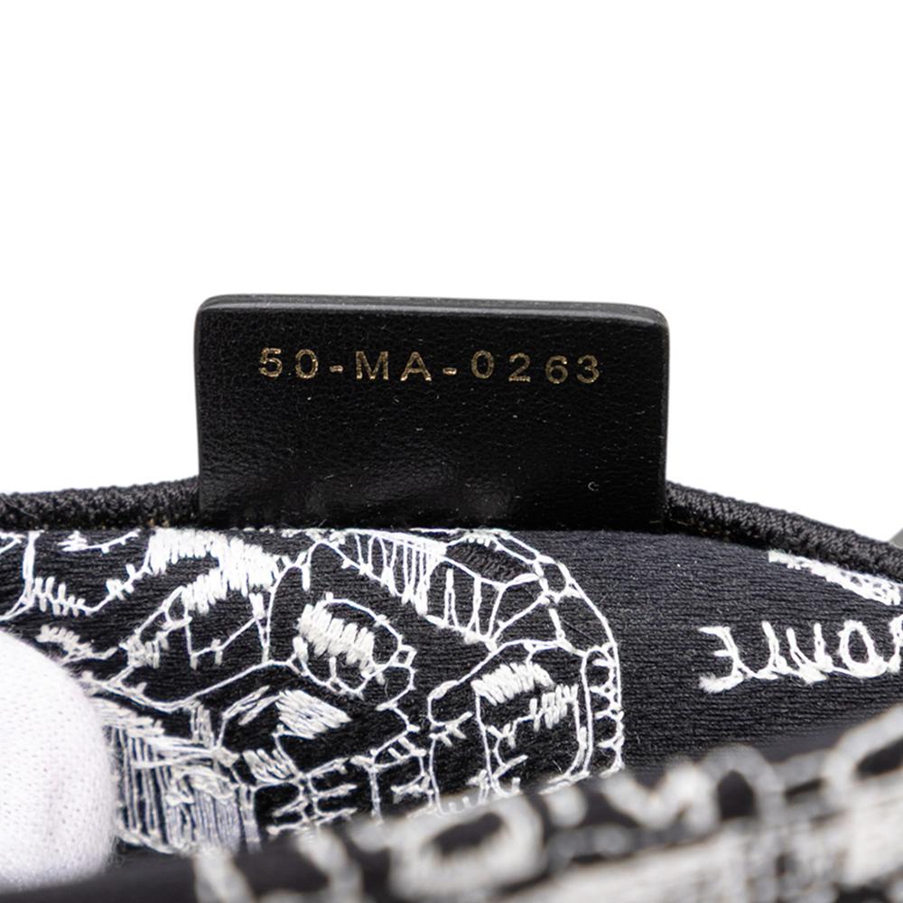 Christian Dior B Dior Black Canvas Fabric Medium Embroidered Plan De Paris Book Tote Italy