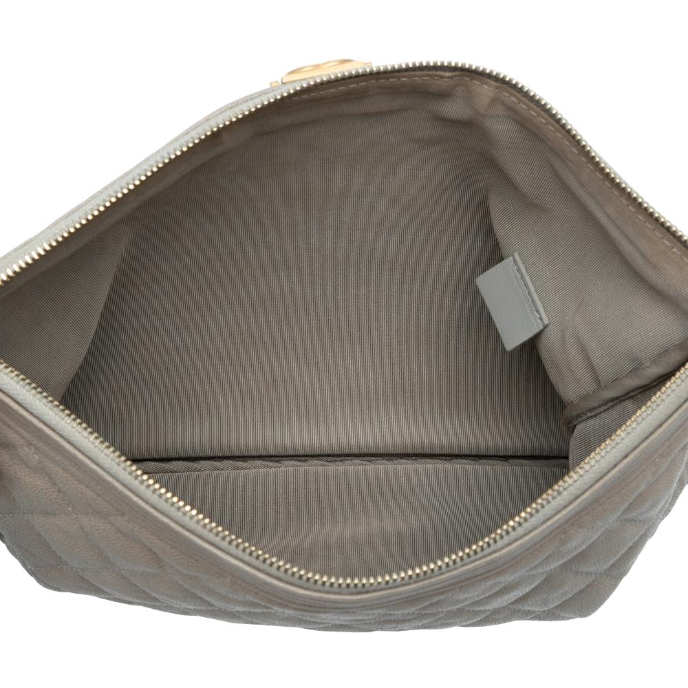 Chanel B Chanel Gray Caviar Leather Leather Medium Quilted Caviar Boy O Case Clutch Italy