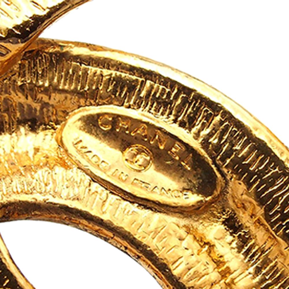 Chanel B Chanel Gold Gold Plated Metal CC Quilted Brooch France