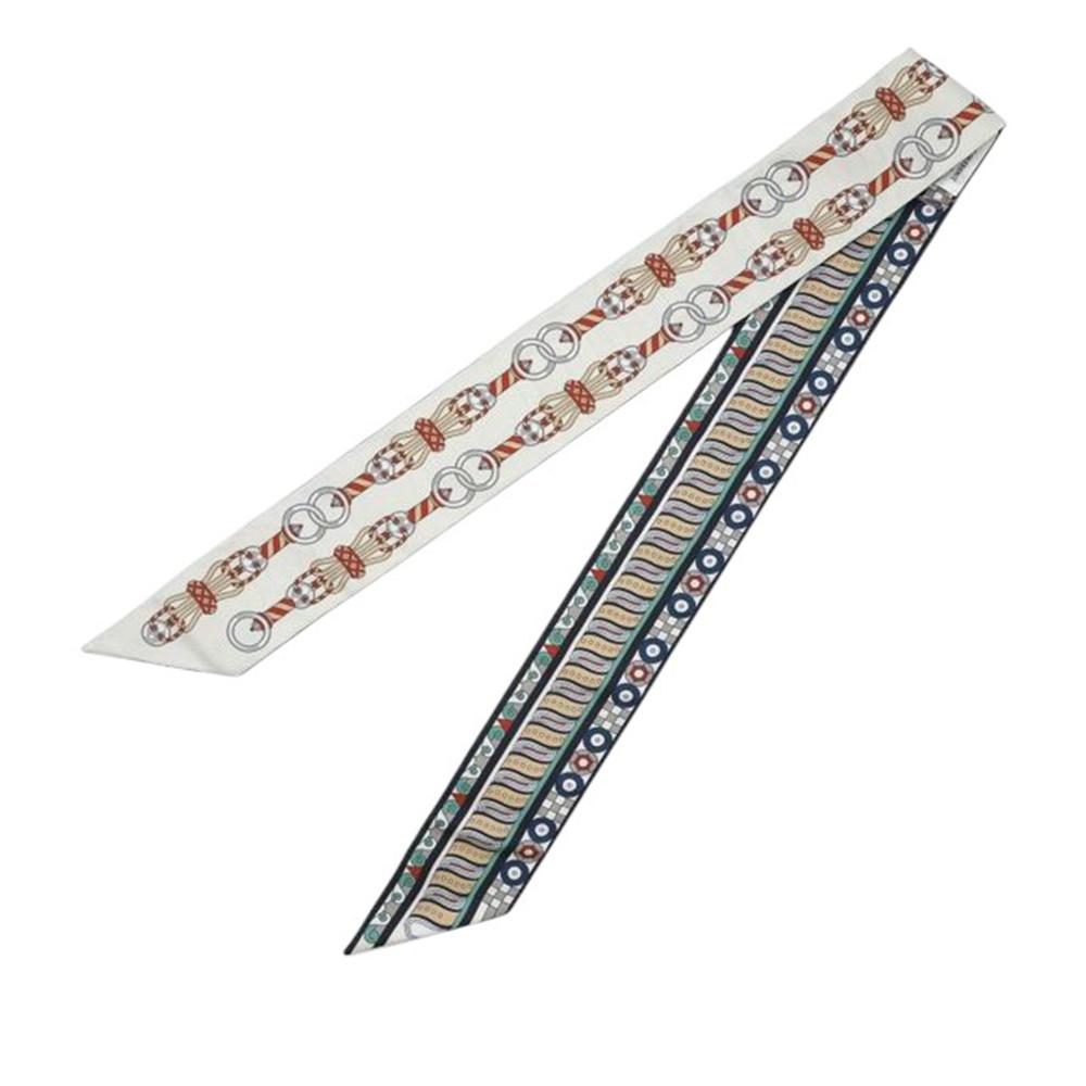 Hermès AB Hermès White Silk Fabric Harnais En Rosace Twilly Scarf France