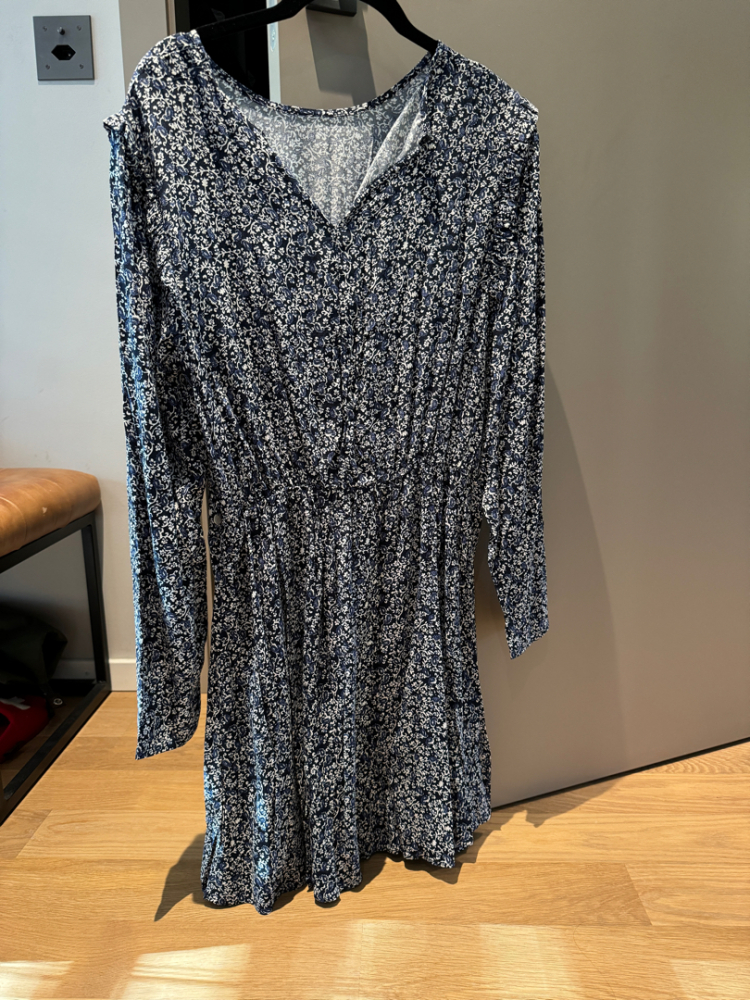 Pepe Jeans Blumiges Kleid