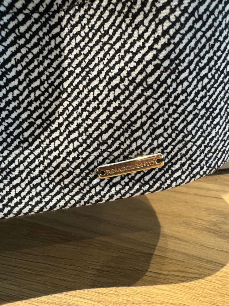 Rinascimento Robe avec dos dentelle