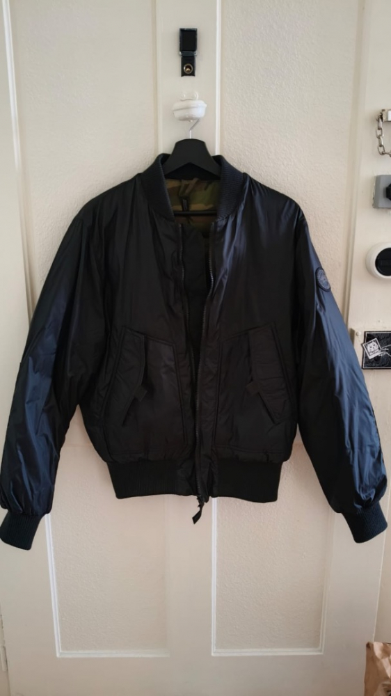 Canada Goose The Fraser Bomber reversible jacket Black label