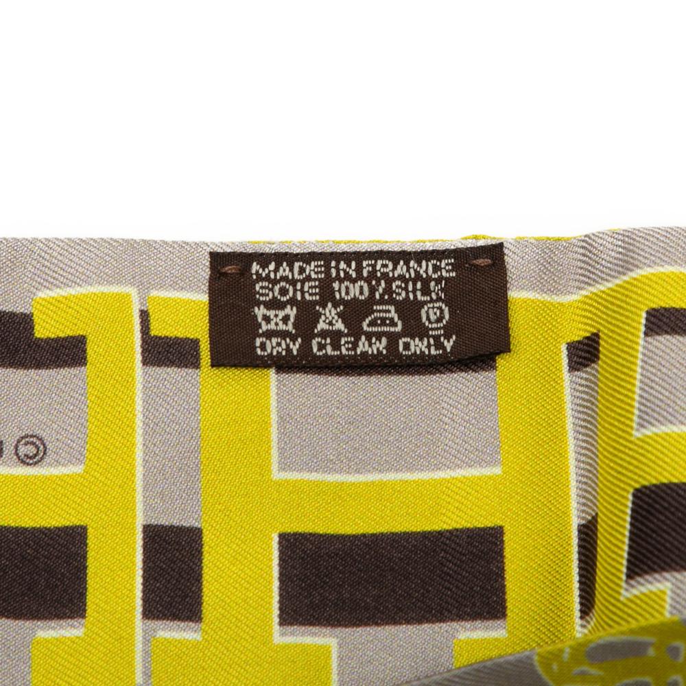 Hermès A Hermès Gray Silk Fabric 24 Faubourg Ginza 541 Twilly Scarf France