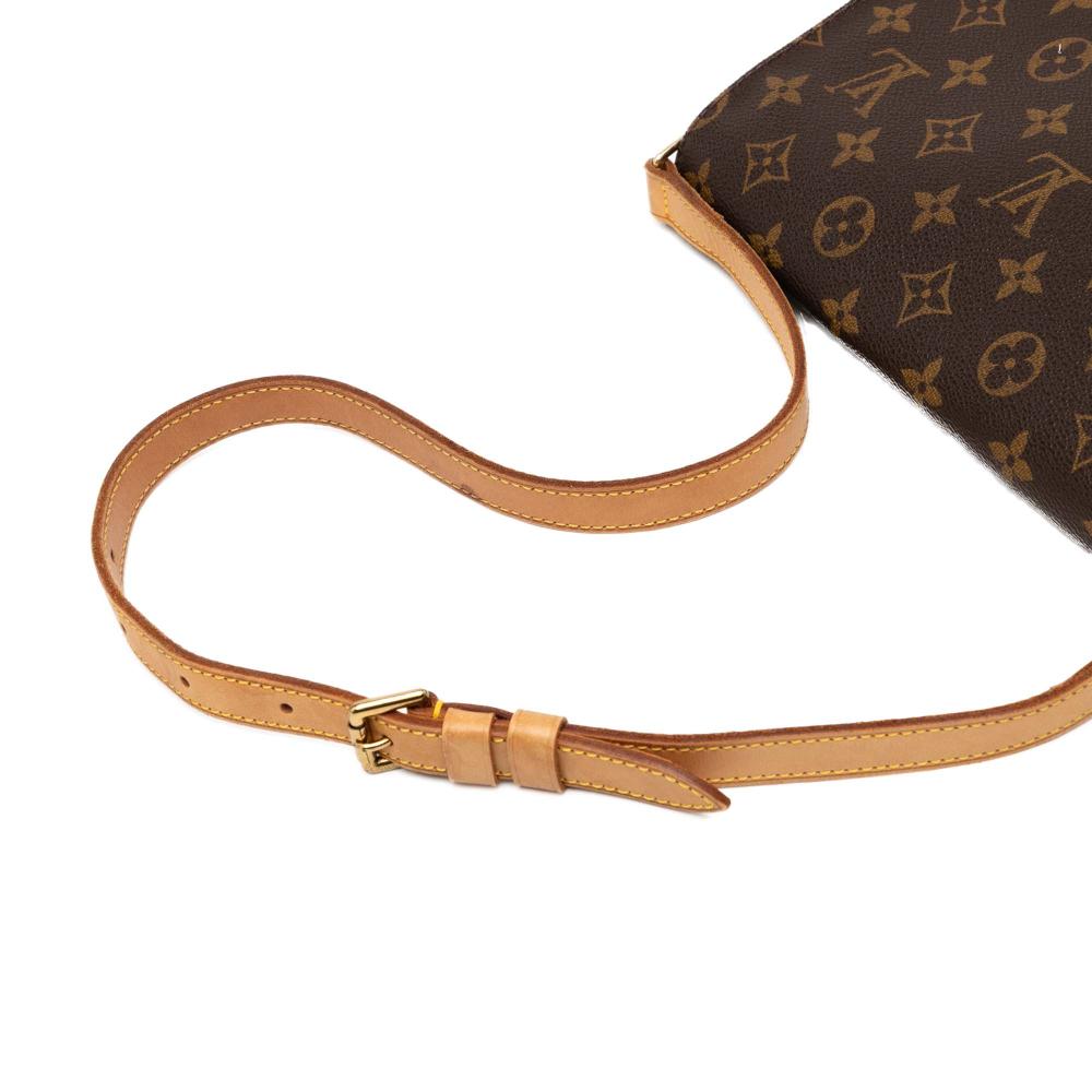 Louis Vuitton B Louis Vuitton Brown Monogram Canvas Fabric Monogram Musette Tango Short Strap France