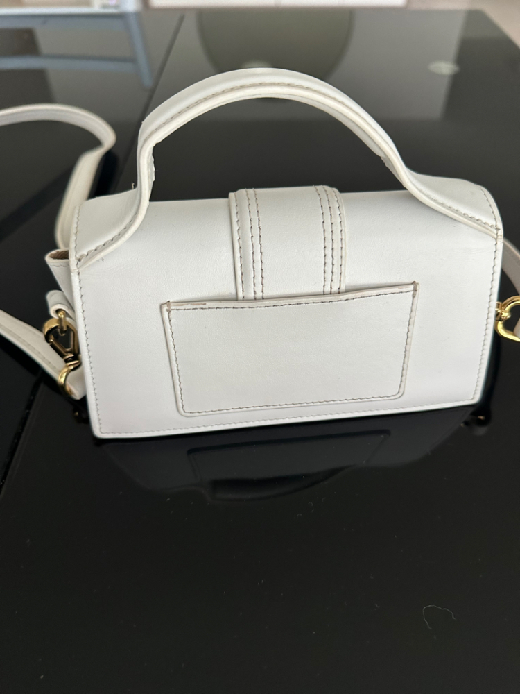 Jacquemus B Jacquemus Weißes Kalbsleder Mini Le Bambino Italien