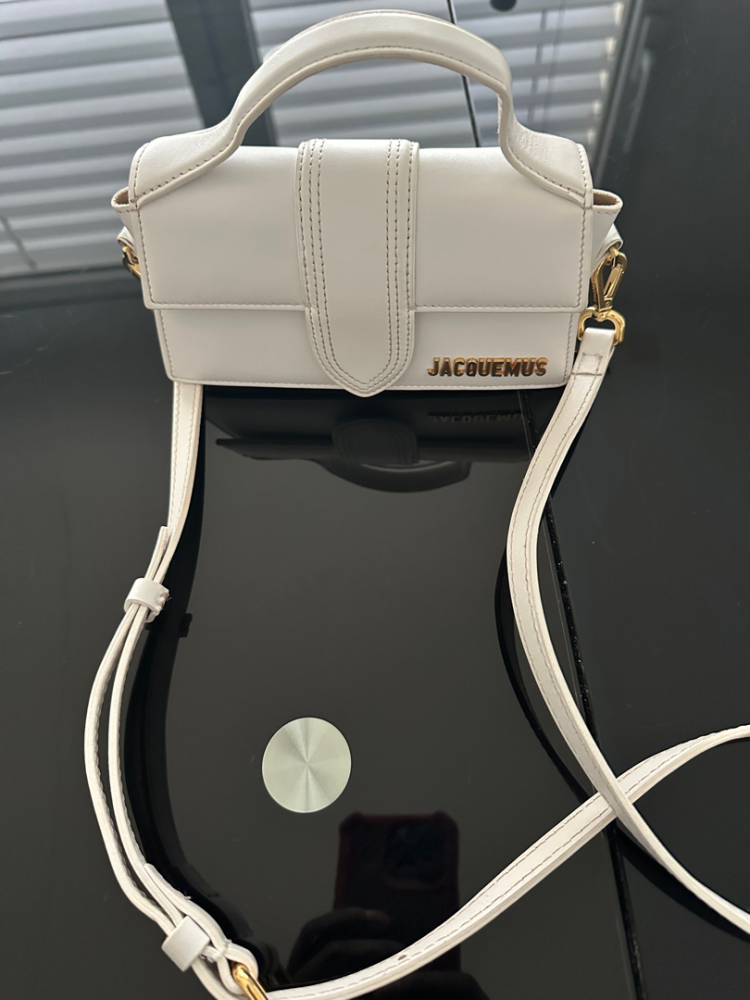 Jacquemus B Jacquemus Weißes Kalbsleder Mini Le Bambino Italien