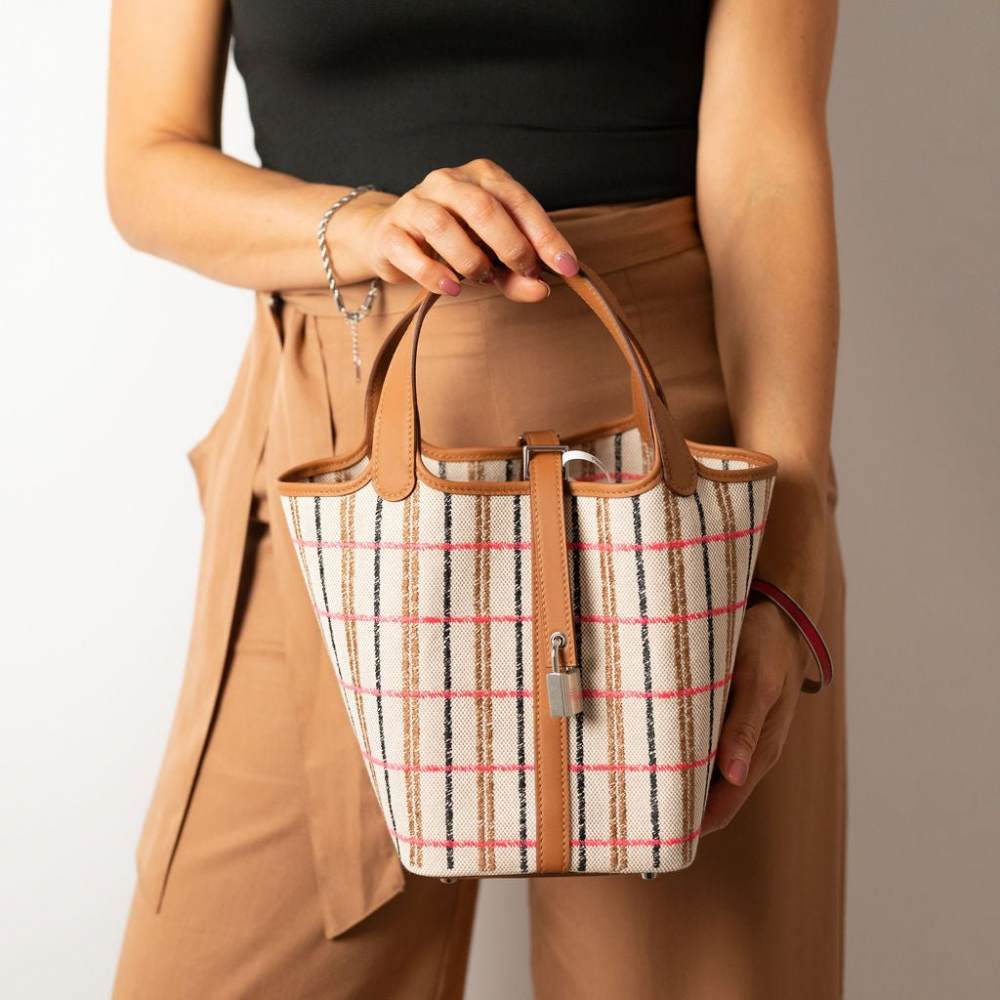 Hermès Picotin 18 Canvas Lock Couverture Carrè Bucket Handbag Caramel