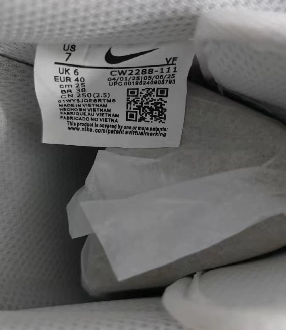 Nike Air Force 1 Damen-Turnschuhe UK 6,5 BRANDNEU mit Karton