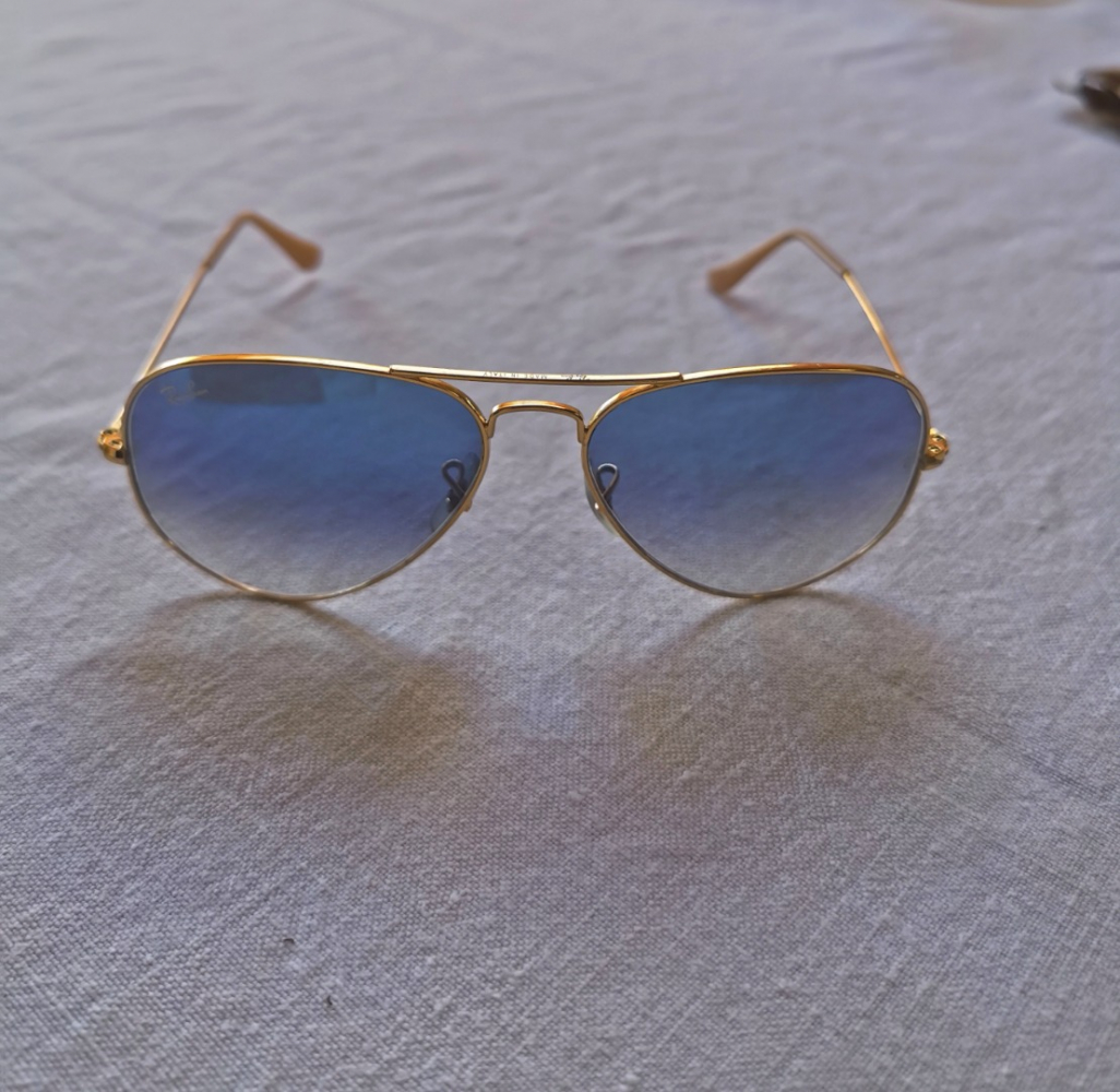 Ray-Ban Aviatior Blue Gradient