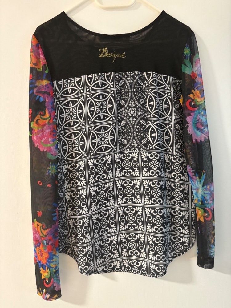 Desigual Sweater