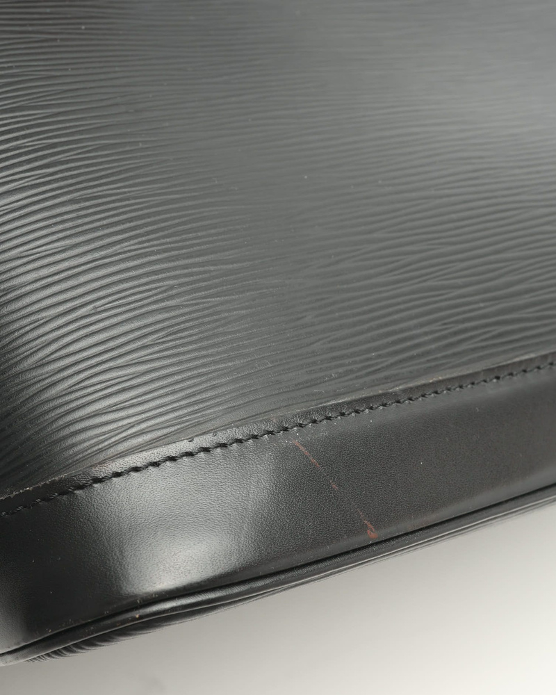 Louis Vuitton Epi Alma PM