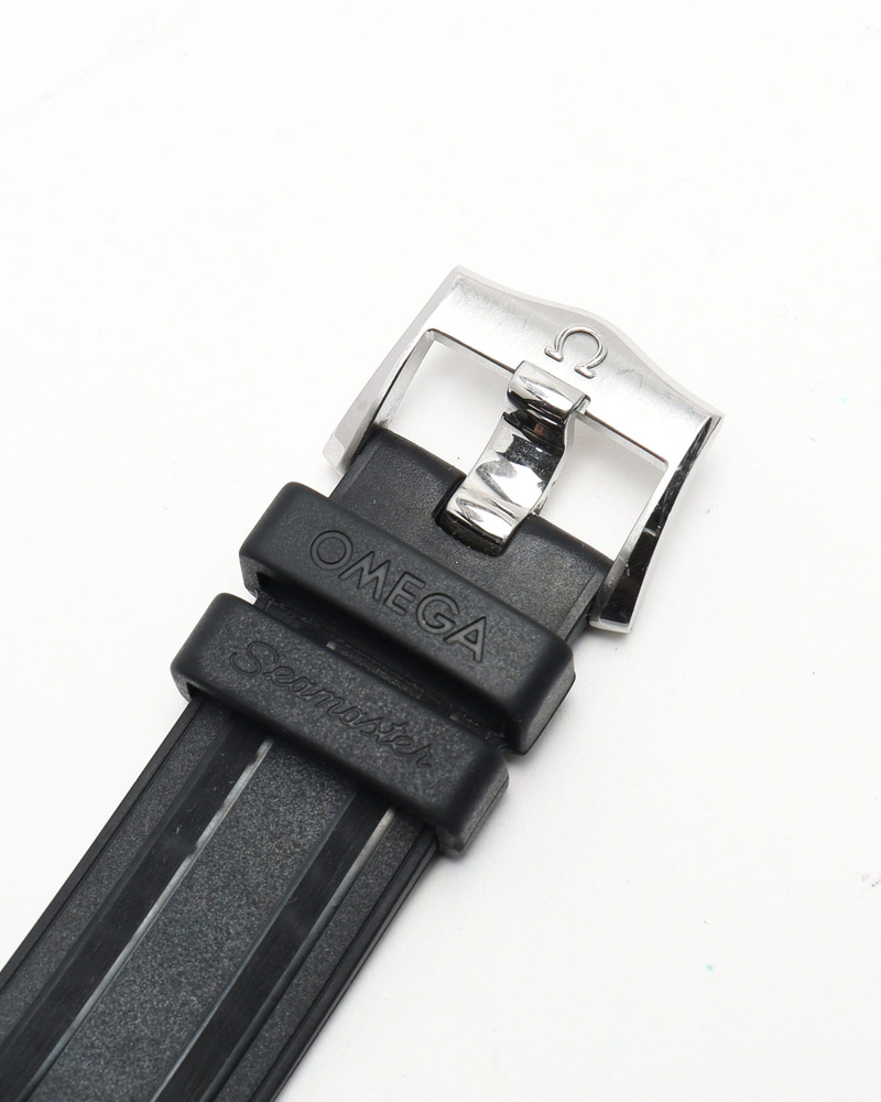 Omega Seamaster Diver 300M 42mm Ref 210.22.42.20.01.002 Full Set Watch