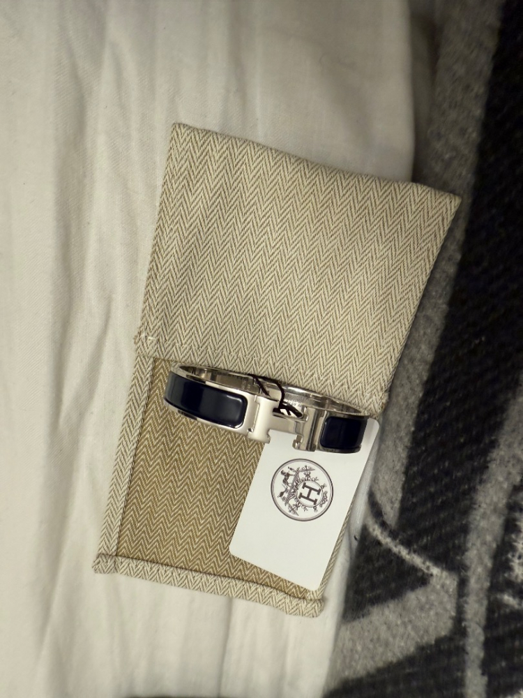 Hermès Bracelet Clic H