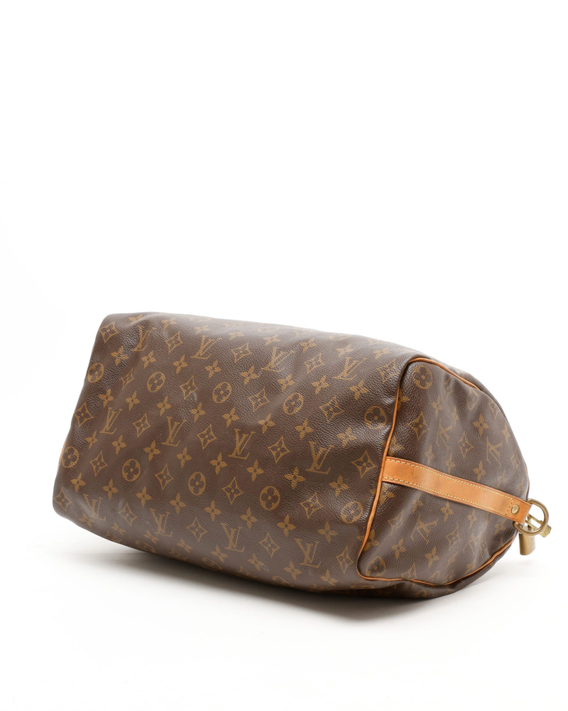 Louis Vuitton Monogram Speedy Bandoulière 35 Bag