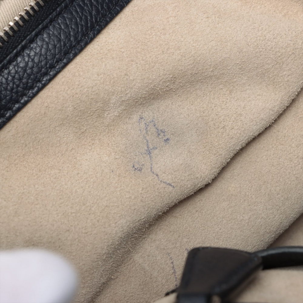 Prada Zipped Shoulder Bag Daino Leather Navy blue